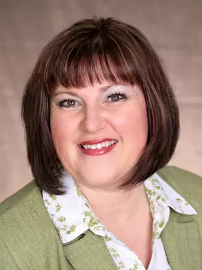 Karen Grummett, Sherwood Park, Real Estate Agent